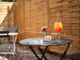 Flower Camping Le Val Vert en Berry