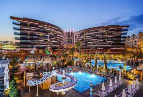 Kirman Calyptus Resort en Spa