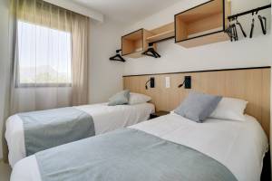 New deluxe suite for 4 people with 2 bedrooms - double bed and s
