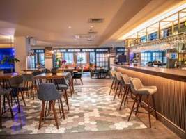 The Corner Hotel London City