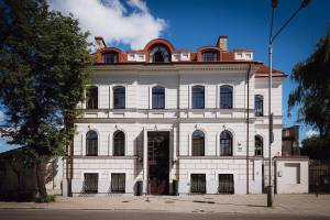 Moon Garden Art Hotel