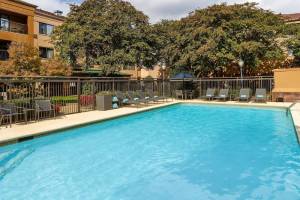 Courtyard by Marriott Atlanta Alpharetta