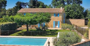 Vakantiehuis in Loriol-du-Comtat met zwembad, in Provence-Côte d