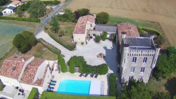 Campingplatz in LONGEVES, Pays de la Loire