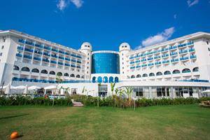 Water Side Resort en Spa