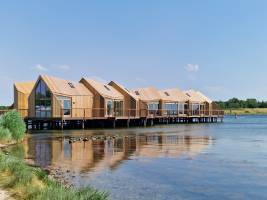 Veerse Meersuite (kopwoning camping zijde)
