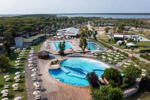 Club del Sole Spina Family Collection