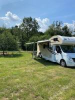 Mit Blick auf den Wöllsteiner Wasserturm