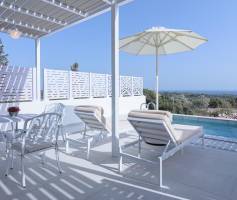 Dionysos Suites