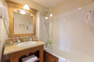 Arc 1950 Le Village 3p6p Superior