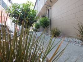 136 On Bealey - Motel