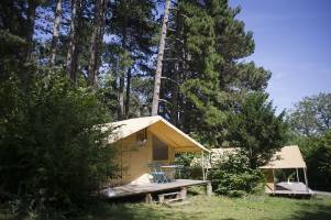 Camping Huttopia Divonne Les Bains