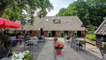 Boutique Hotel en Boerderij restaurant De Gloepe
