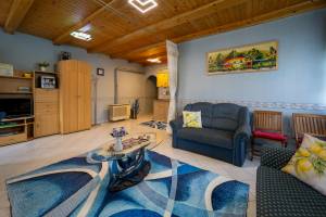 Pine Wood Apartment 7