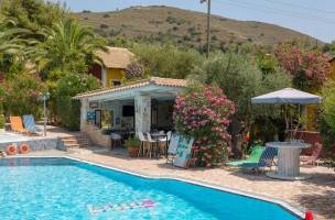 Villa Garden Of Eden