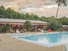 Camping des Pins - Camping Paradis