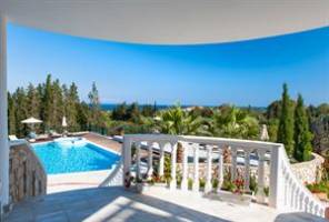 Belvedere Luxury Suites