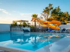 Camping Paradis Au port de l'houmeau