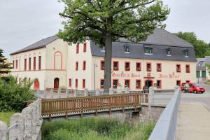 Pension Gasthof und Hotel Roter Hirsch