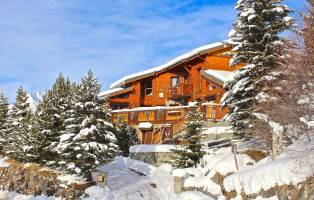 Chalet Mountain lodge