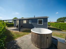 Comfort 4 persons | Type B | Hot tub