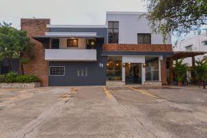 PH 19 Guesthouse Hotel in Gazcue