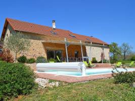Vakantiehuis in Meyssac met zwembad, in Dordogne-Limousin.