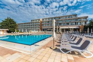 Arena Hotel Holiday