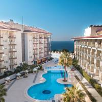 Hotel Ramada & Suites by Wyndham Kusadasi