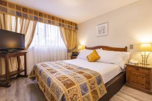 Park Plaza Apartments