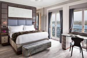 The Ritz-Carlton De La Paix