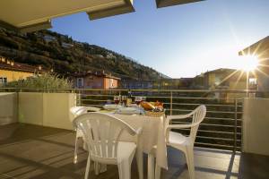 Torbole Relax, Pool & Balcony Apartment