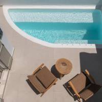 AVAL All Suite