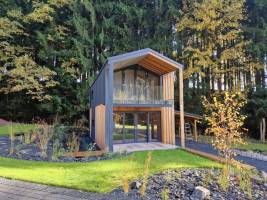 Luxe Timber Lodge & Yoga Loft