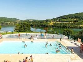 Flower Camping du Lac du Causse