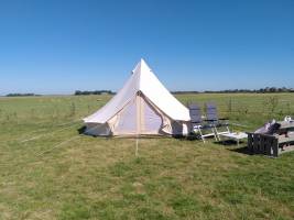 Ingerichte Bell tent