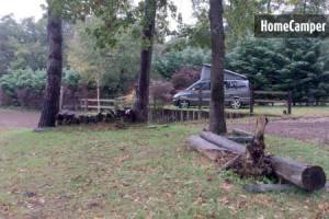 Camping mit Einheimischen in Arbonne-la-Forêt, Fontainebleau, Kl