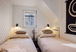 Houseboats Lemmer | Luxury stay on the water in Friesland