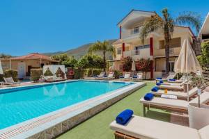 Oscar Villa en Studios