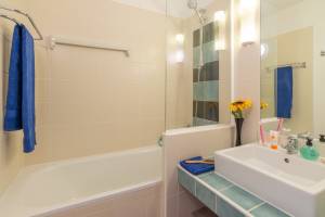 L'Archipel (Brittany) 2p5p NR