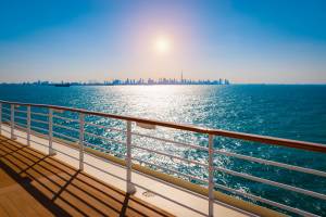 Cruise van Spanje naar Dubai & hotelnacht