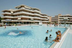 Residence Valbella 3p Balcony