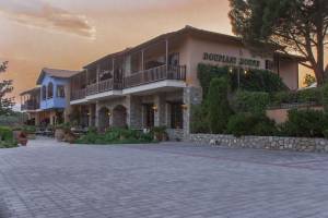 Doupiani House Hotel