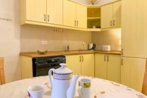 Bougainvillea Breeze & Marina View