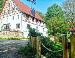 Stellplatz auf altem Gutshof