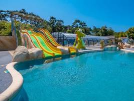 Camping Les Dinosaures