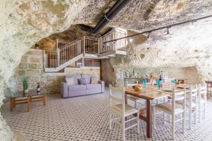 Stone house & jacuzzi St. Martin