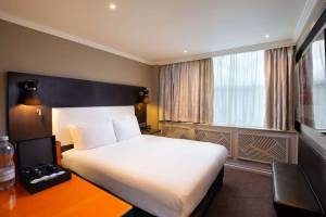 DoubleTree by Hilton Hotel London Ealing