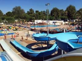 BONNES VACANCES sur CAMPING LE BOSC