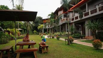 Lanta Intanin Resort